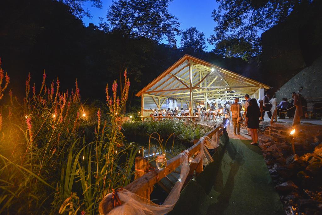 Öko-Park® Panzió-Kemping és Kalandpark Szarvaskő Exterior foto